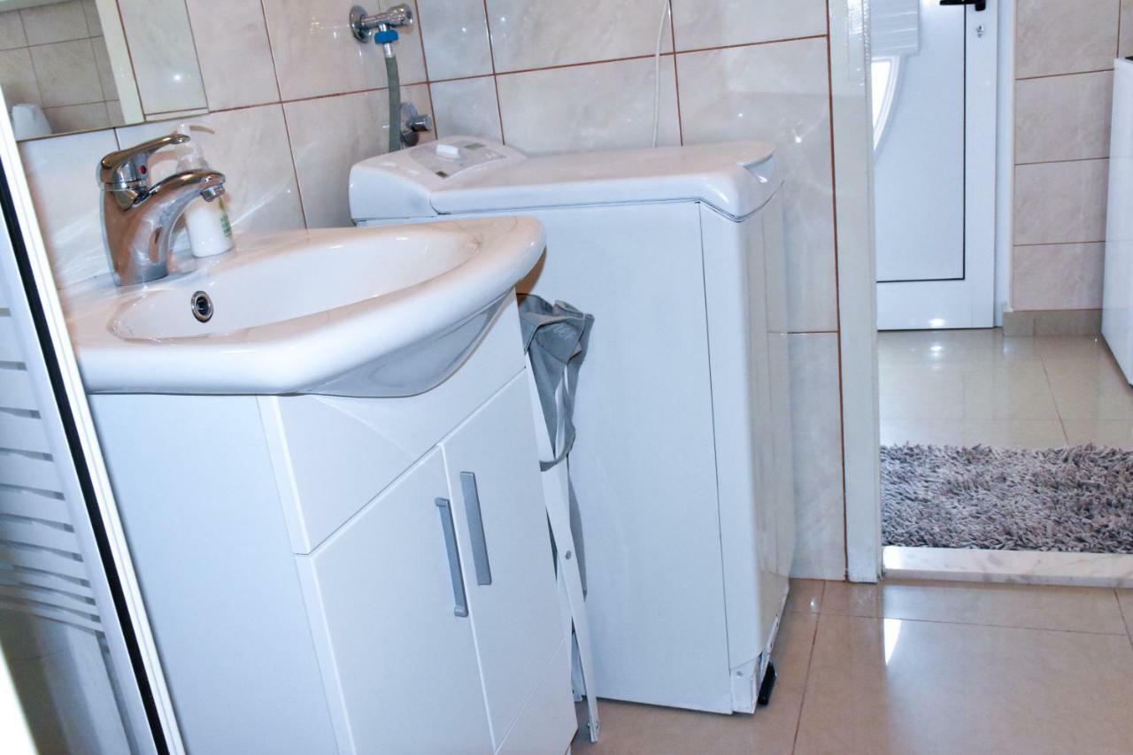 Apartment Anemare Kastela ~ Near By Split And Trogir Екстериор снимка